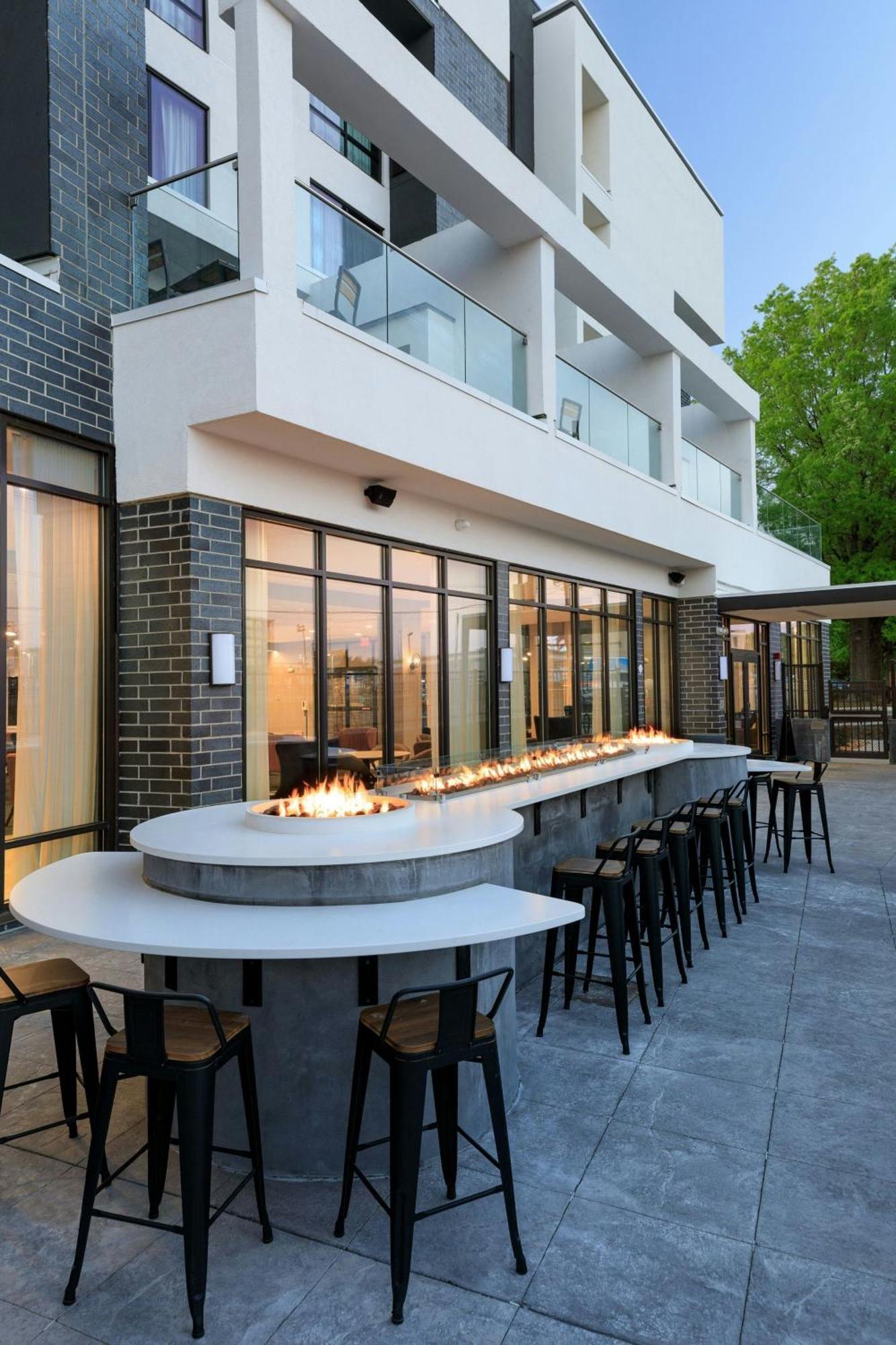 Courtyard By Marriott Richmond Scott'S Addition 外观 照片